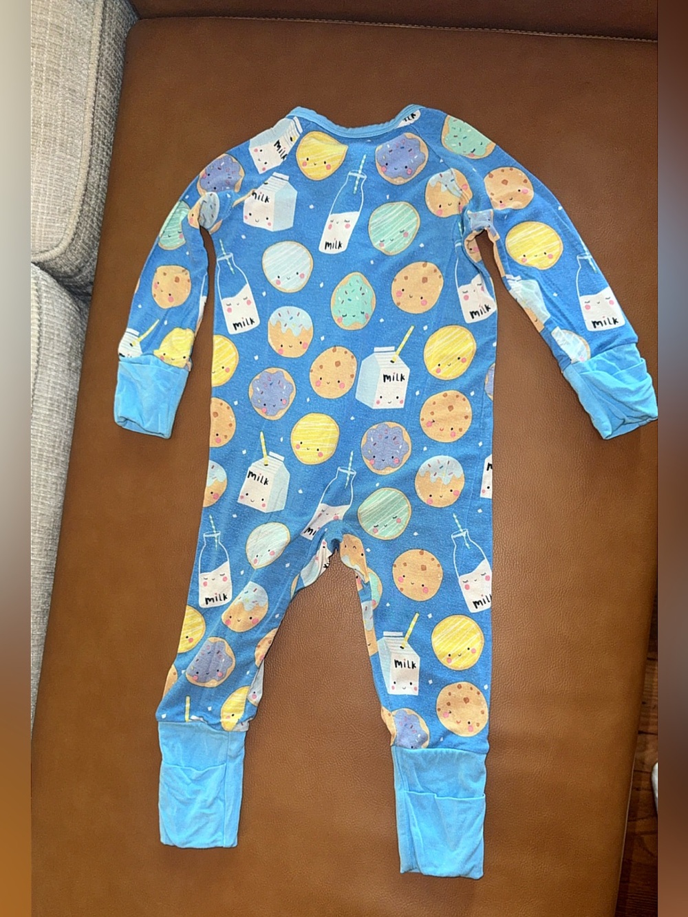 Excellent Little Sleepies Cookies and Milk Zippy Bamboo Sleeper size: 3-6 months - Picture 7 of 7